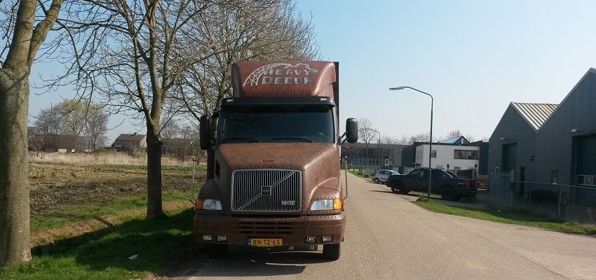 https://www.heavydecor.nl/images/Transportvoertuigen/Volvo-1.jpg